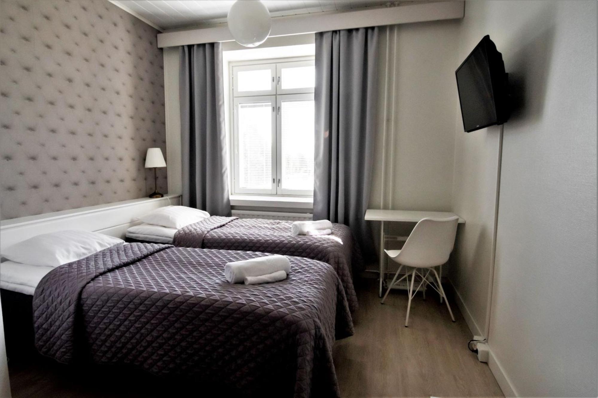 Ik Hotel & Camping Keuruu Room photo