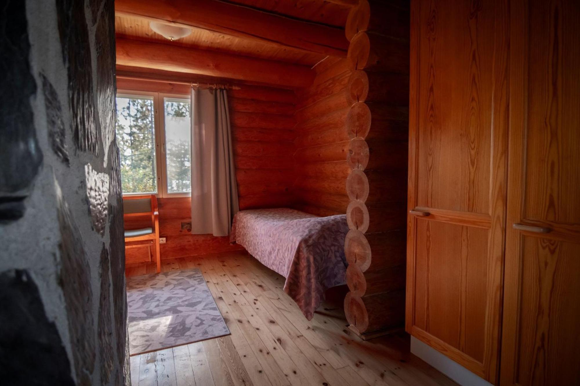 Ik Hotel & Camping Keuruu Room photo